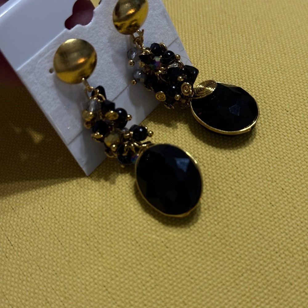 Gold-Tone Black Faceted Drop Earrings - Elegant Women's Jewelry